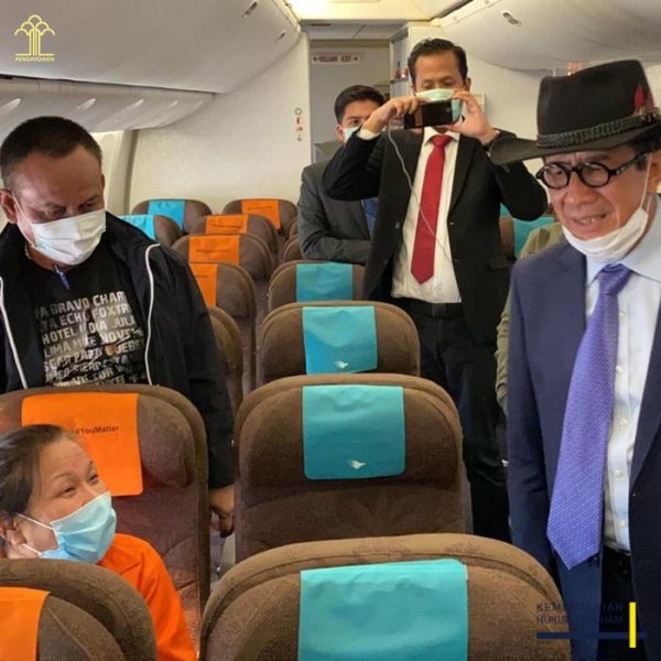 Bobol bank bni maria lumowa tiket gelang juragan gelang